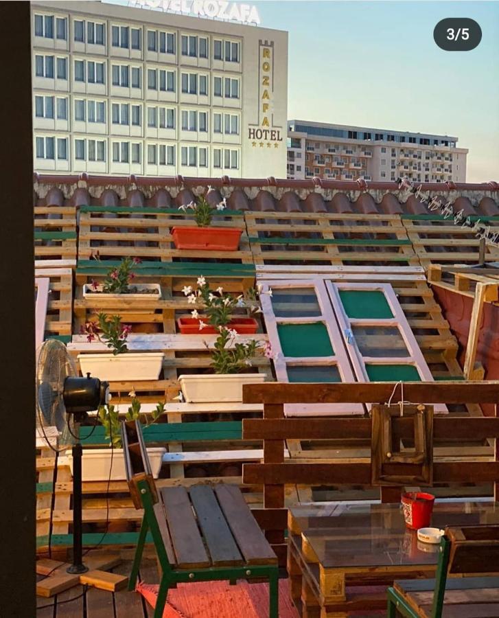 The Rooftop Hostel Shkodër Екстериор снимка