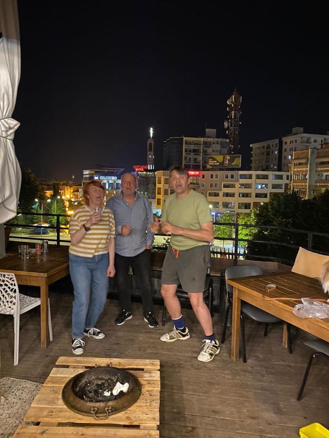 The Rooftop Hostel Shkodër Екстериор снимка