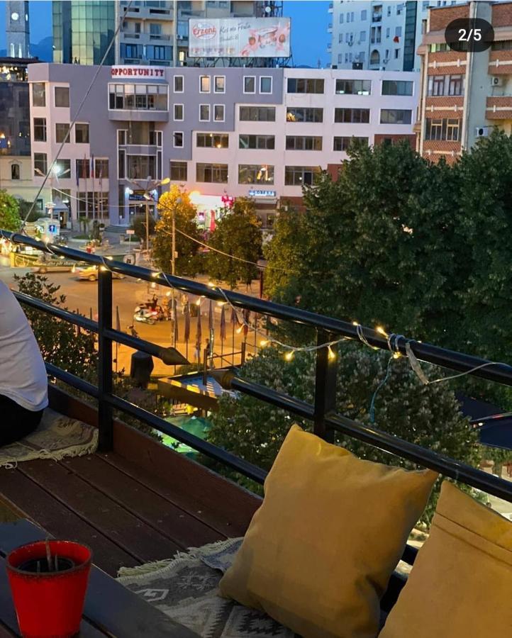 The Rooftop Hostel Shkodër Екстериор снимка