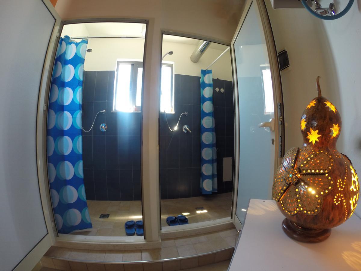 The Rooftop Hostel Shkodër Екстериор снимка
